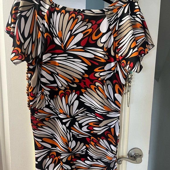 Unity short sleeved women’s blouse - Picture 2 of 3